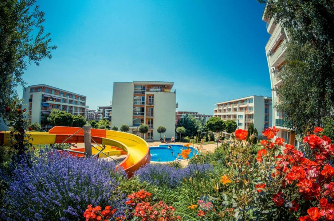 Grand Resort - Imperial Crown Fort Club - Prestige Apartments Елените Экстерьер фото
